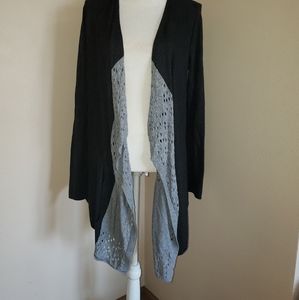 Belldini  Cardi Size LG.  Cute and Versatile